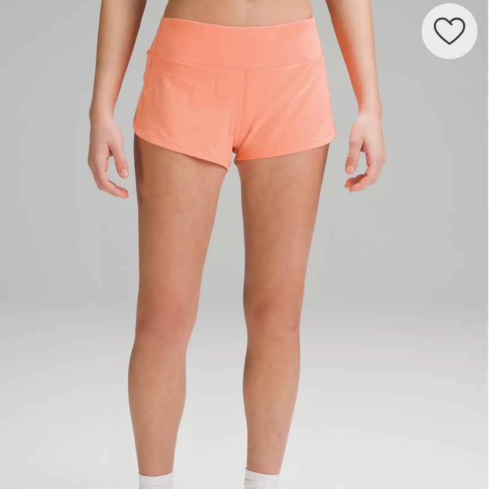 NEW WITH TAG LULULEMON SPEED UP LOW RISE SHORTS